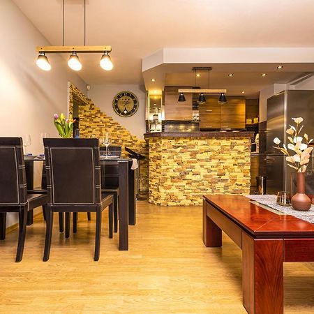 1Bd Apartment - 5 Mins To The City Centre By Flat Mаnager Plovdiv Exteriör bild