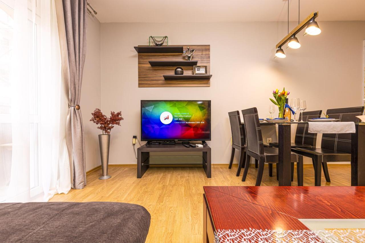 1Bd Apartment - 5 Mins To The City Centre By Flat Mаnager Plovdiv Exteriör bild
