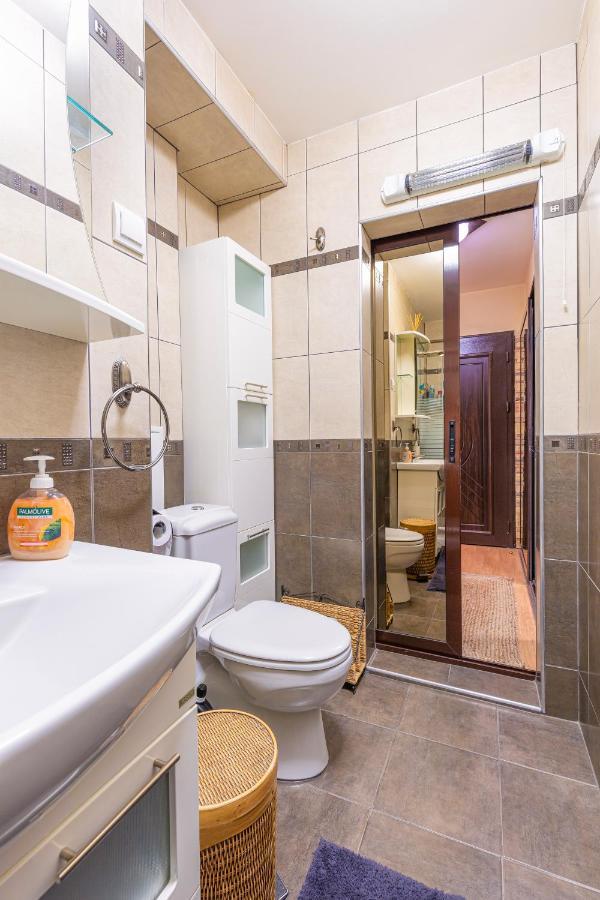 1Bd Apartment - 5 Mins To The City Centre By Flat Mаnager Plovdiv Exteriör bild